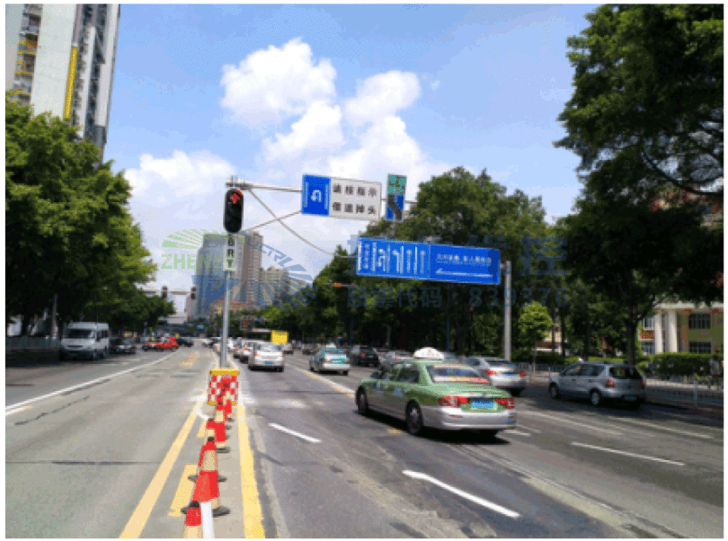圖8 東進口燈具及指示牌設(shè)置（優(yōu)化后）