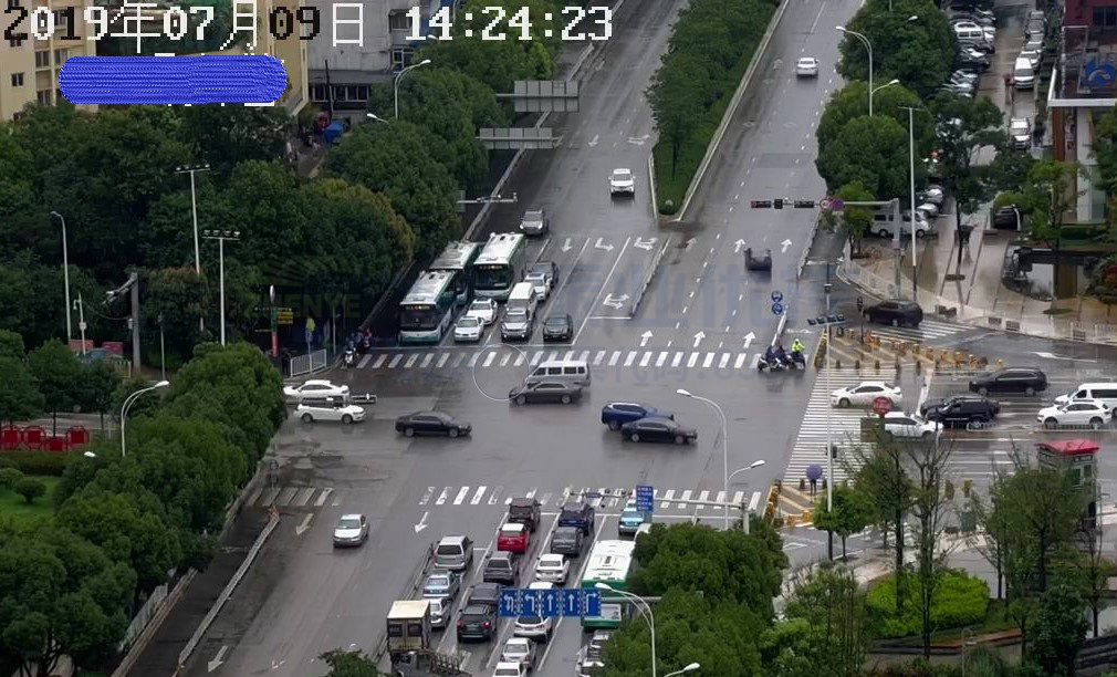 圖6 優(yōu)化后路口車(chē)輛通行情況