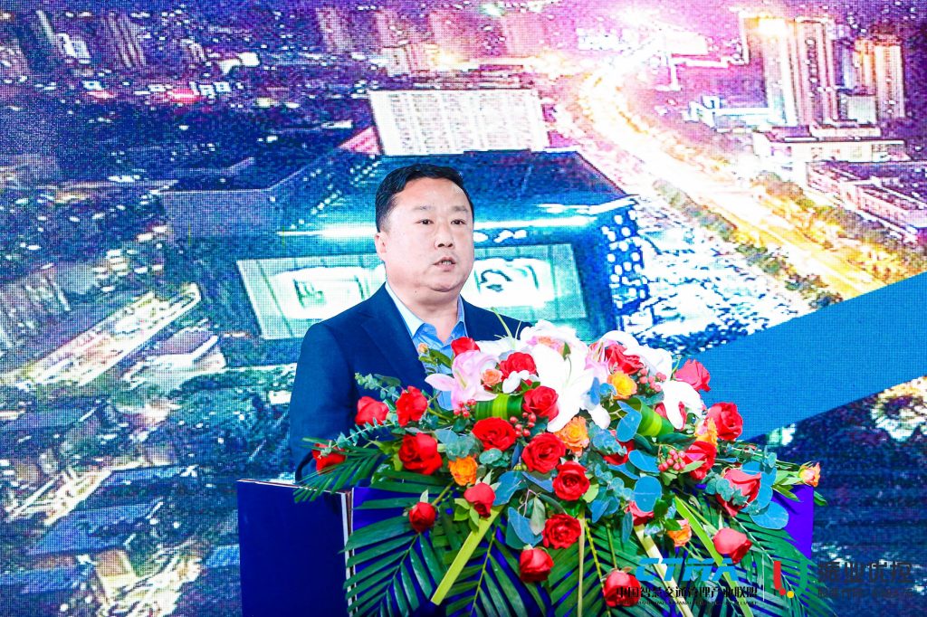 趙建文副支隊(duì)長演講主題為《多措并舉，推進(jìn)交通管理精品化小工程建設(shè)》